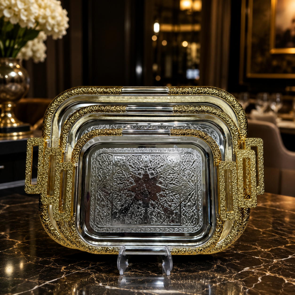 Nesting Metallic Platters with Textured Gold Border and Engraved Star Pattern for Parties and Coffee Table