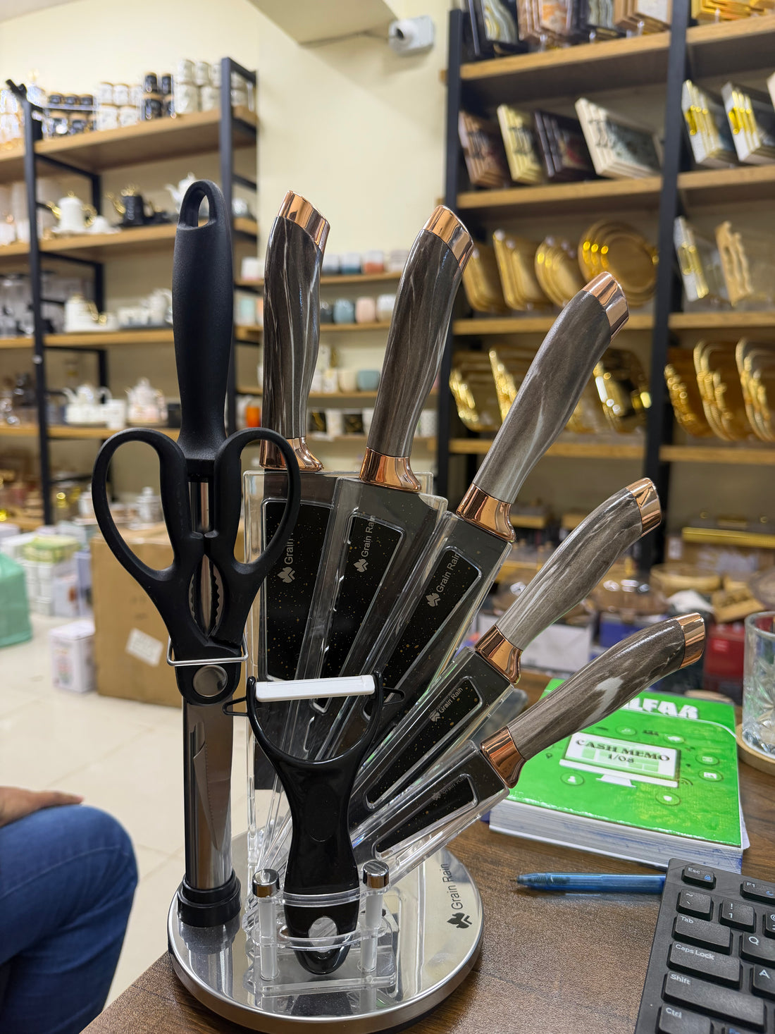 Grain Rain 8-Piece Rotating Acrylic Knife Block Set