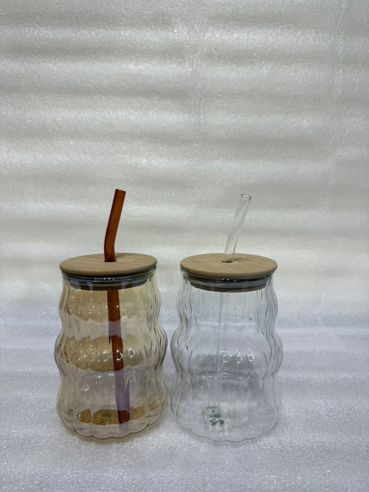 Aesthetic Curved Glass Iced Coffee Cup