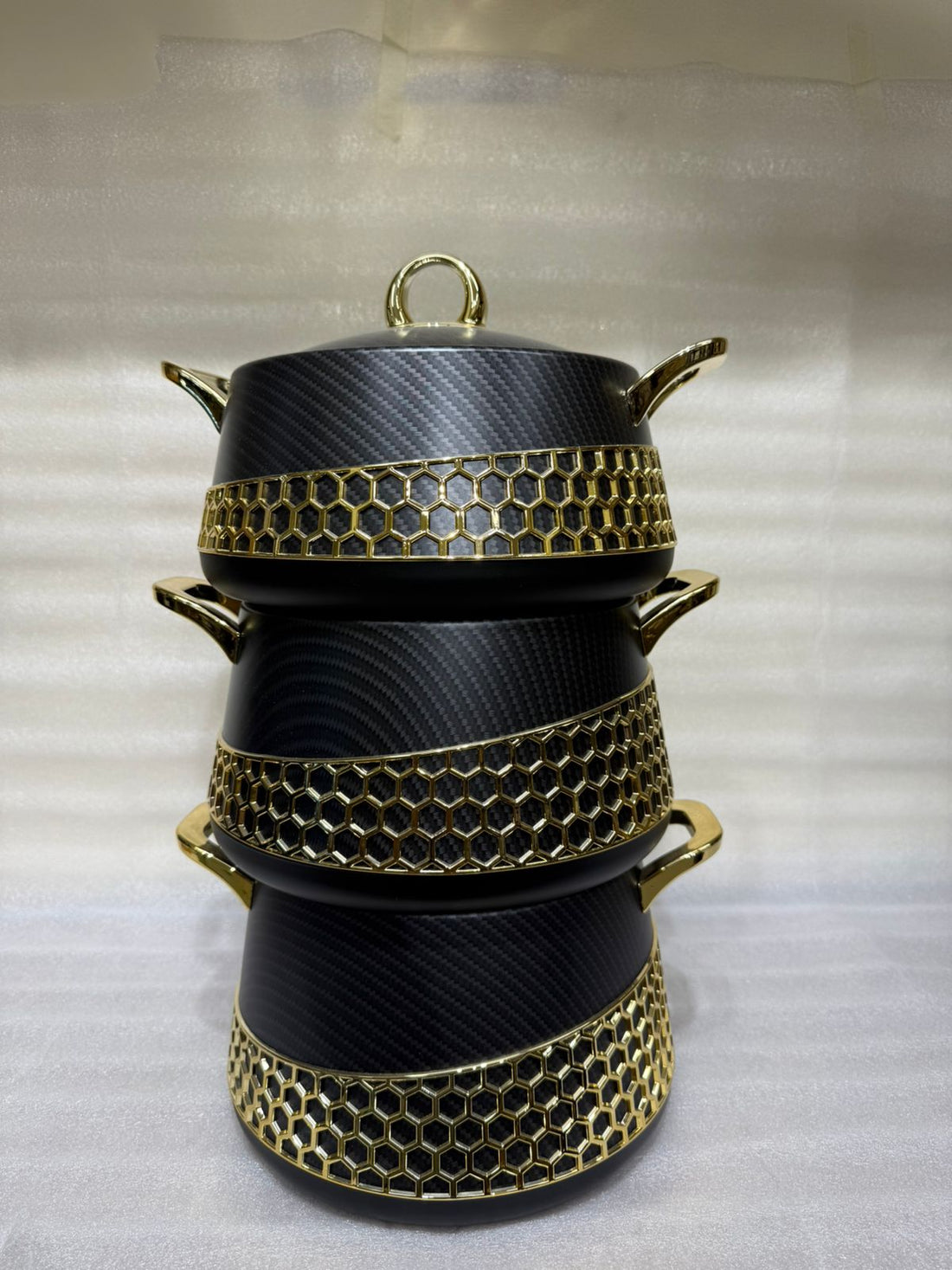 Luxury 3-Piece Carbon Fiber Cookware Set with Gold Honeycomb Inlay