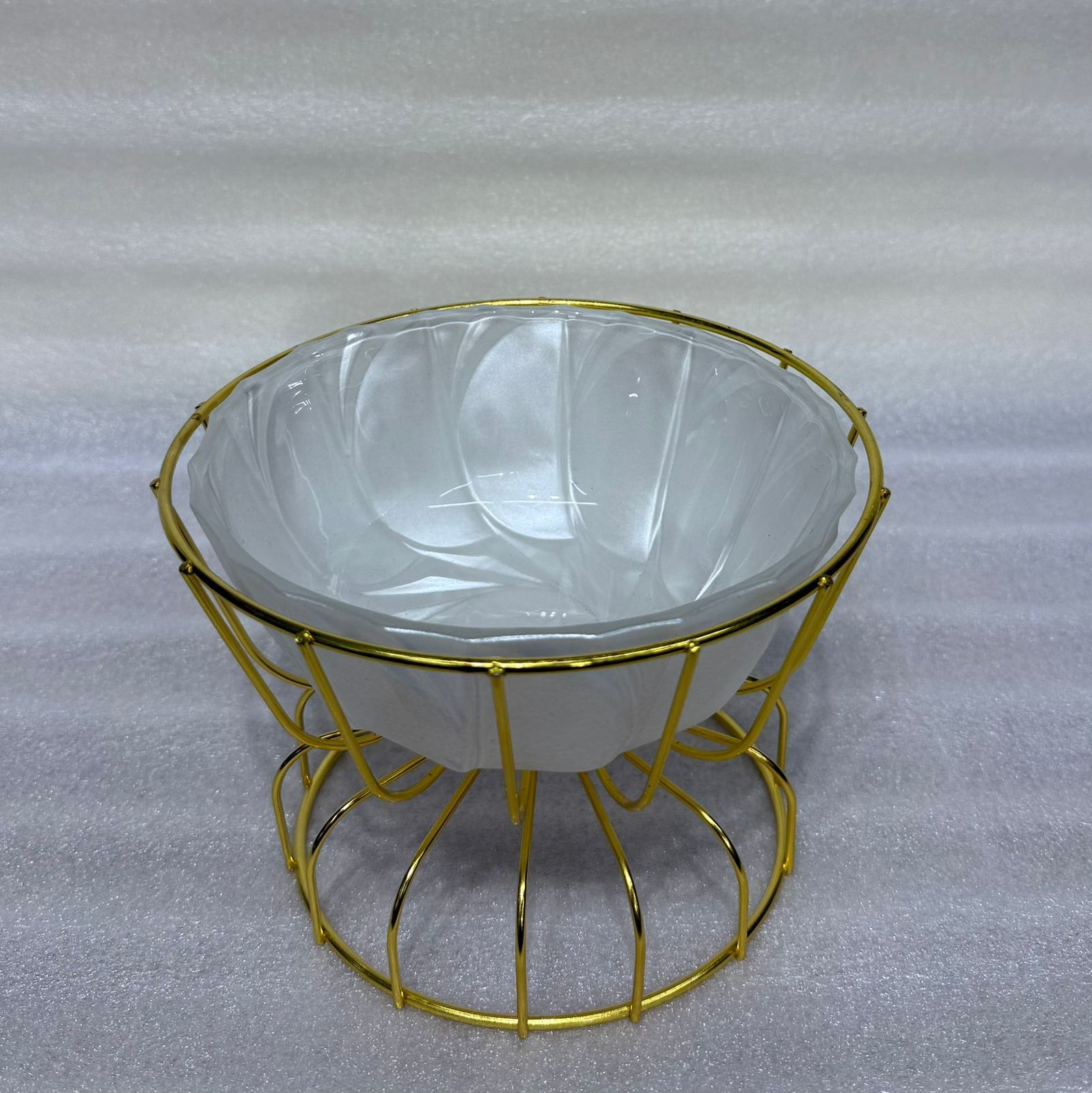 Elegant Decorative Salad Serving Bowl Centerpiece for Kitchen Countertop and Dining Table