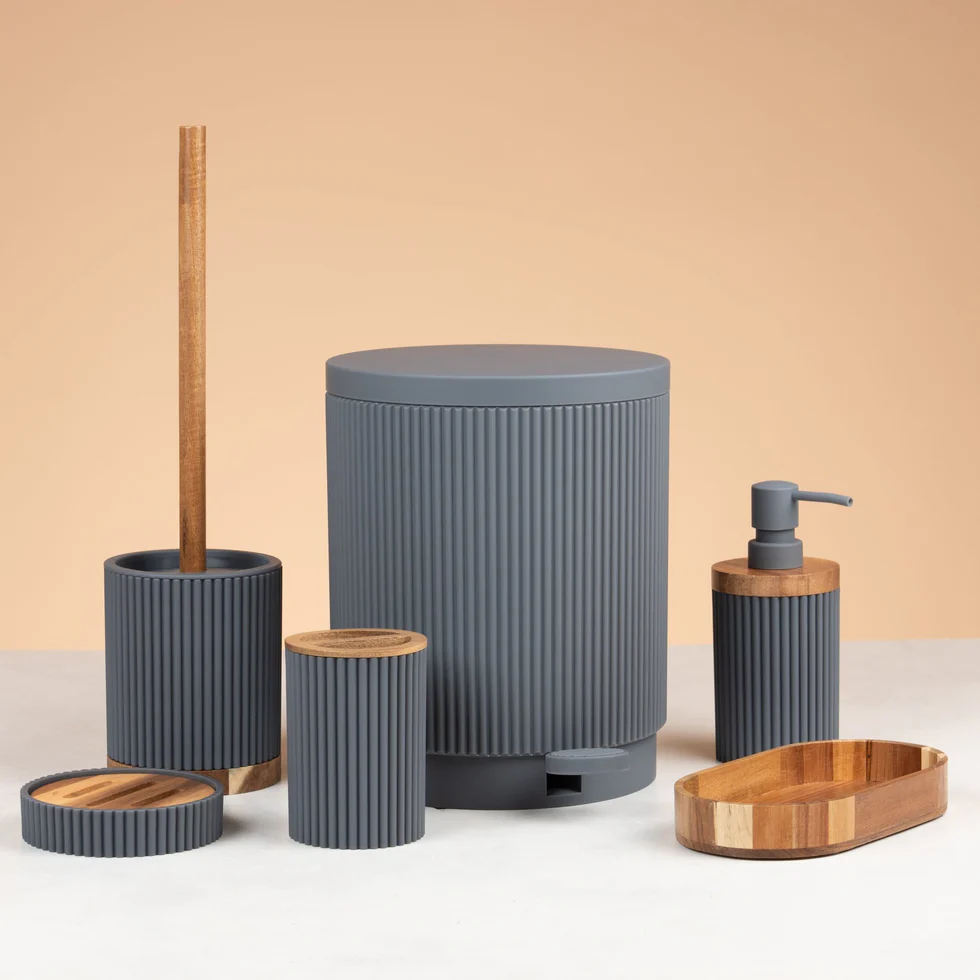 Premium 6-Piece Bathroom Accessories Set for a Clutter-Free Space