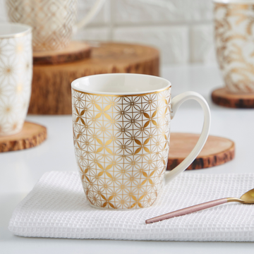 Minimalist White Porcelain Tea Cups with Gold Line Art Patterns