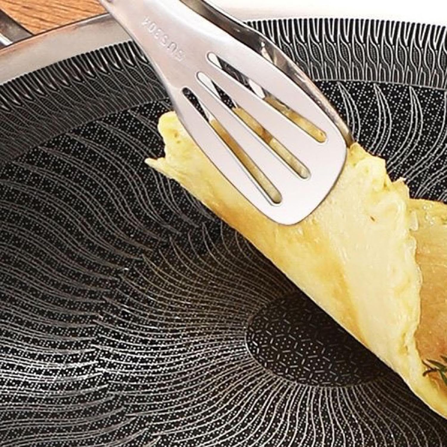 Honeycomb Laser-Coated Flat Pan (Tawa) with Induction Support Bottom - 38cm