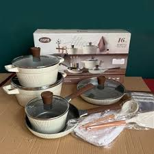 Luxury Ribbed White Non-Stick Cookware Set with Brown Handles